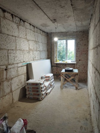 Продається  2-кімнатна квартира в центрі міста, вулиця Тиха - фото 1