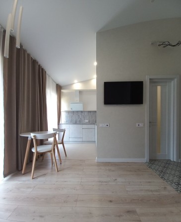 Снижена цена! Продам 2к квартиру в Клубном доме с ремонтом - фото 1