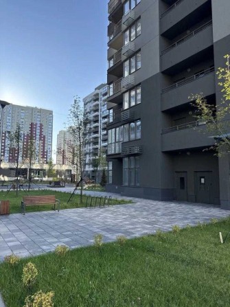 Продаж!!! 2 кімнатна квартира ЖК Варшавський 2 низький поверх - фото 1