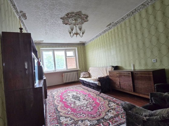 Продам 2к на Добробатів 16(жм Північний) Днепр