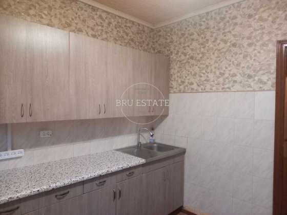 Продам 1к на вул. Рейгана (Драйзера) 10  Троещина Киев