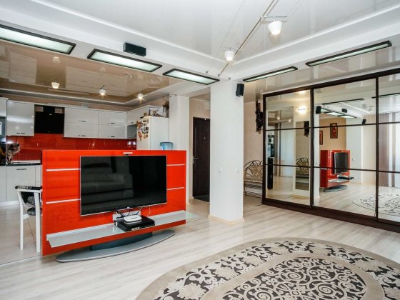 Продам 3 к. квартиру с ремонтом, мебелью,техникой,  Рокоссовского 70 Чернигов