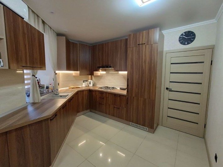 В продаже 3 к квартира ЖК Щаслывый - фото 1