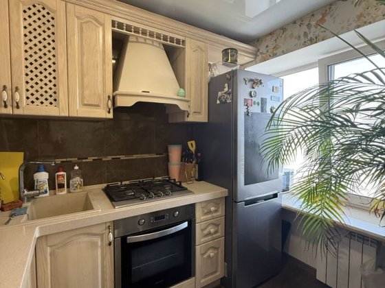 Продам 1-ком квартиру центр ул. Комсомольская ( Старокозацкая ) Днепр