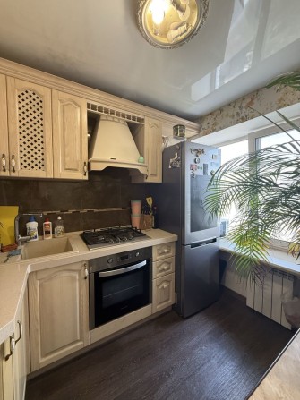 Продам 1-ком квартиру центр ул. Комсомольская ( Старокозацкая ) - фото 1