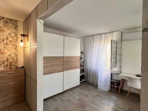 продам 1к квартиру на улице Батумской Днепр