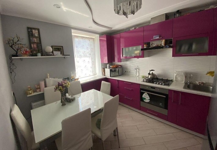 Продам 2-х кімнатну квартиру з сучасним ремонтом на Ближньому Замості - фото 1