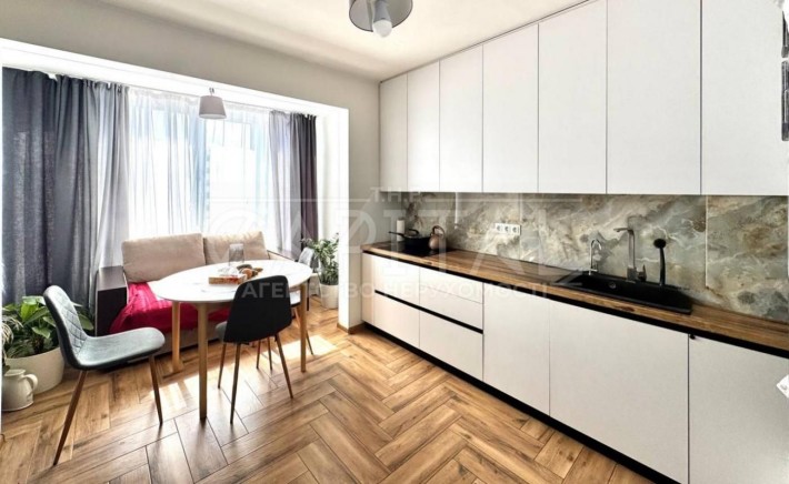 Продаж квартири, ЖК Навігатор, Оболонський р-н - фото 1