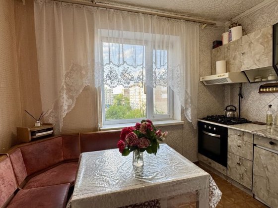 Продаж 2х кімнатної квартири , Єськова ,Стрілецька набережна Чернігів