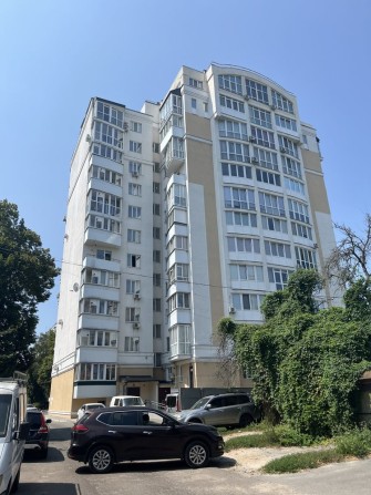 Центр, Градецкий, 3х комнатная, ул. Самострова 21а, автономка - фото 1