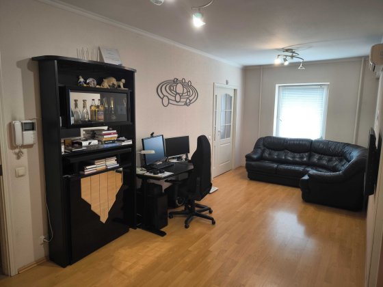 Власник. Продаж 3-кімнатної квартири з ремонтом, вул. Бальзака, 46А Київ