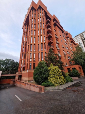 Продажа двухуровневой квартиры 184,6 м² в ЖК Садовый, Центр - фото 1