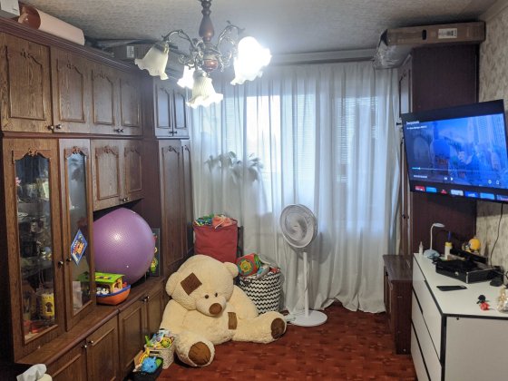 Продам 2-ком кв-ру, начало Слобожанского пр-та (Правды), Прозорий офіс Днепр