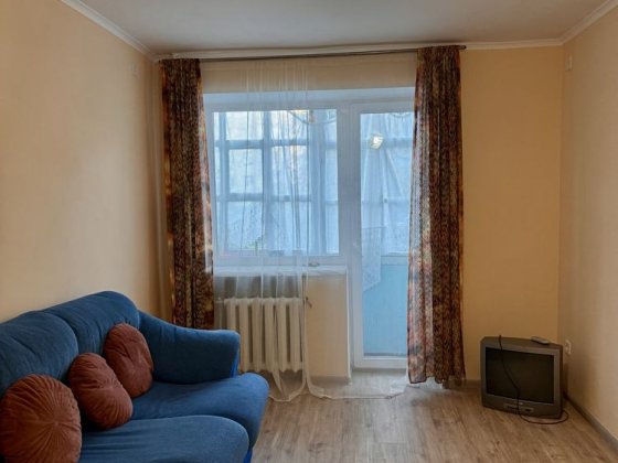 Продам 2- комн квартиру, Нагорный район Днепр