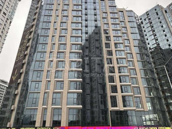 Продаж ! ЖК Новопечерські Липки 8 черга 9 буднок 90м2 Киев