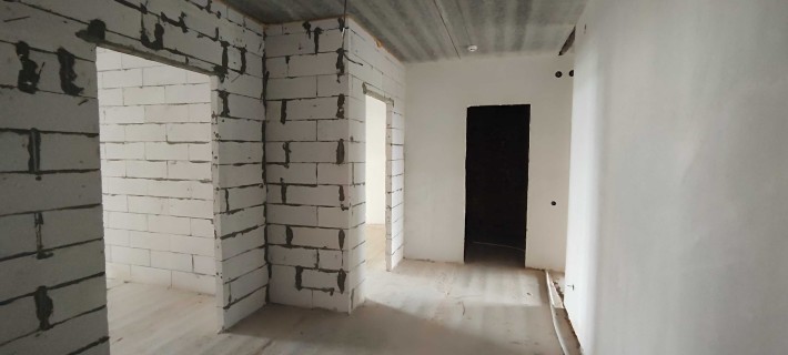 Продається простора двокімнатна квартира у новобудові - фото 1
