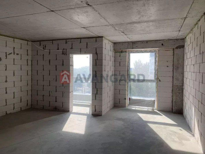 Продаж квартира 38 кв на Перемозі-5, ЖК “П’ятий Континент” - фото 1