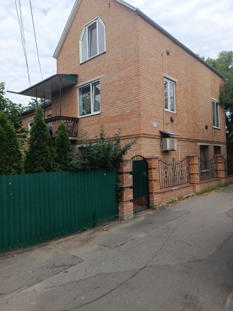 Продаж 5- ти .кім квартири 173 м2 дворівнева , гараж , альтанка, земля - фото 1