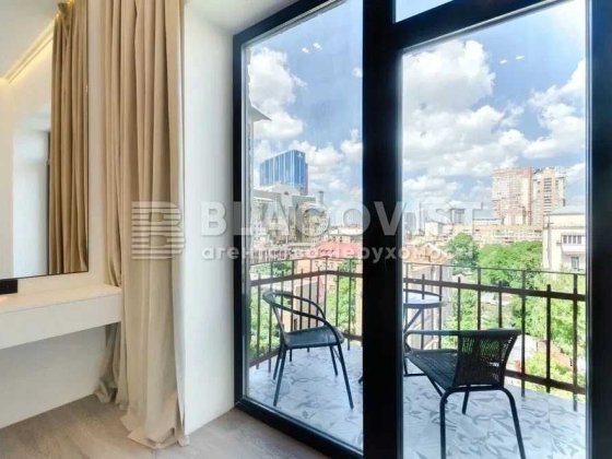 Продаж 2кім.Паньківська 18. Сталінка.Історичний Центр Столиці. Киев