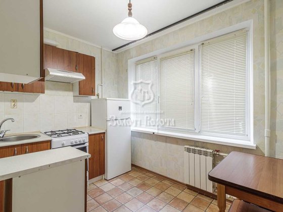 1 кімнатна. Світлицького 26-Б, Подільський, Варшавський. Київ