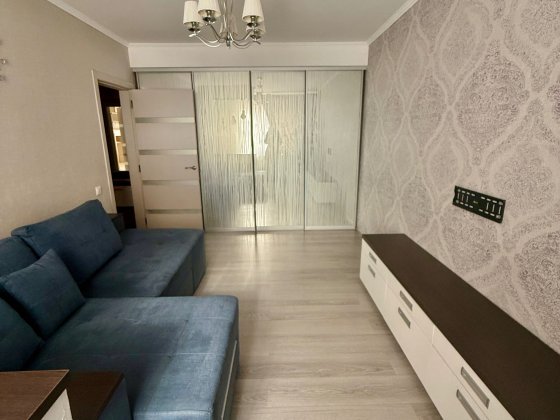 Продаж укомплектованої  2к квартири з ремонтом Киев