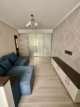 Продаж укомплектованої  2к квартири з ремонтом - фото 1