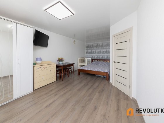 Без % 1к.кв. Лісовий просп. 24. Деснянський район Киев