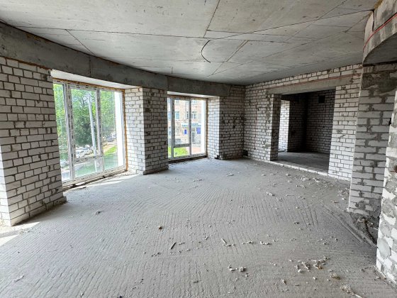 Шикарна 3-кімнатна квартира Історичний центр 112 м2 3 поверх Чернигов