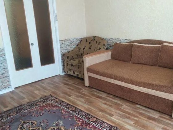 Продам 2-комн квартиру в районе Барто Агнии ул. Днепр