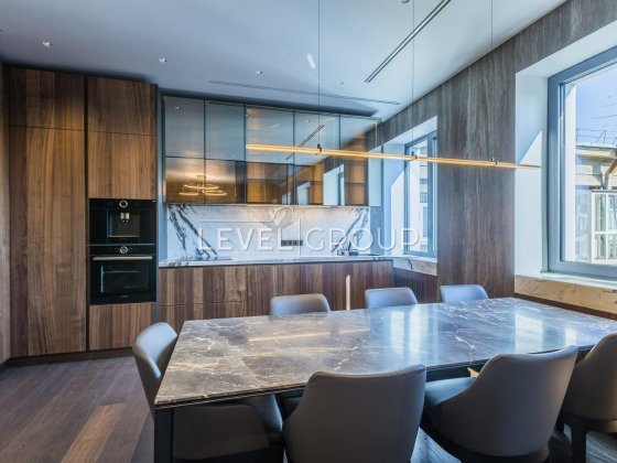 Продаж 6- кімнатна квартира в центрі столиці 274 м2, ремонт ТОП Киев