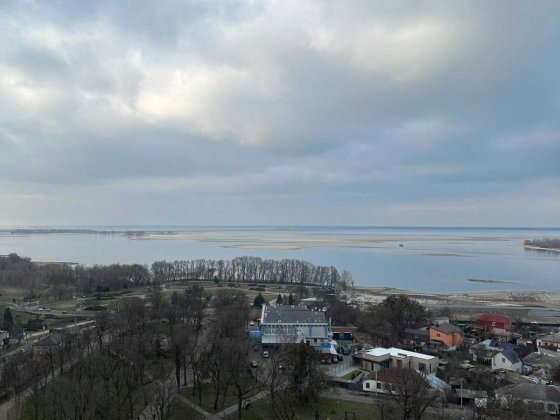 Продам видову простору 1но кімнатну квартиру в самому центрі Черкаси