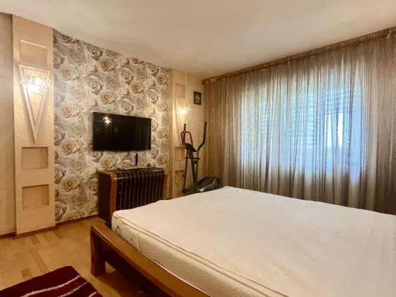 Шикарная видовая квартира по проспекту Победы Чернигов