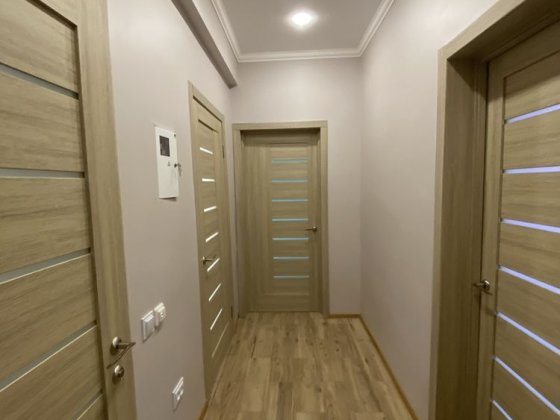 Продам 3х кім. сталінку з ремонтом в Центрі Чернигов