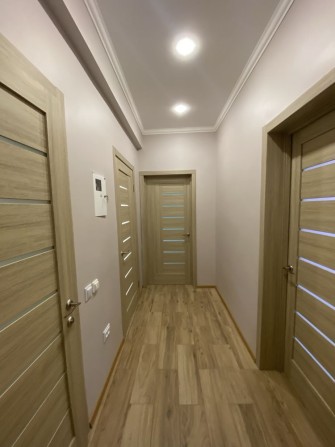 Продам 3х кім. сталінку з ремонтом в Центрі - фото 1