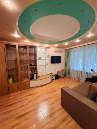 Продам большую  2х к.кв.  с ремонтом ул. Писаржевского  Нагорный район - фото 1