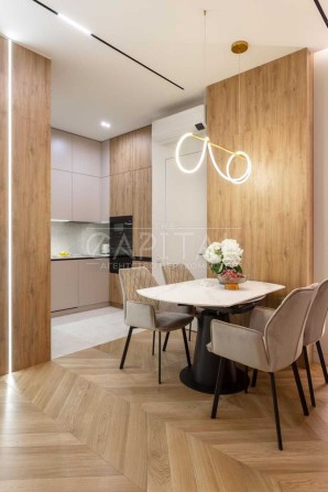 Видова квартира з терасою та дизайнерським ремонтом в ЖК L-квартал - фото 1