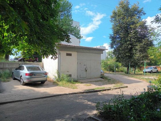 Продам гараж в самом центре. Ахтырка