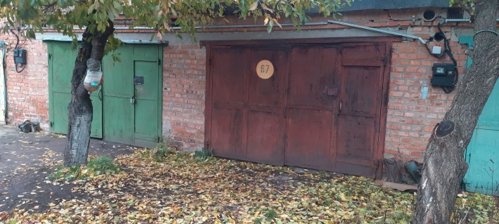 Продам два гаража рядом - фото 1