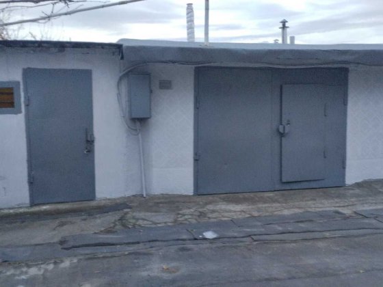 Продам гараж з прибудовою в гарному місці Нетішин