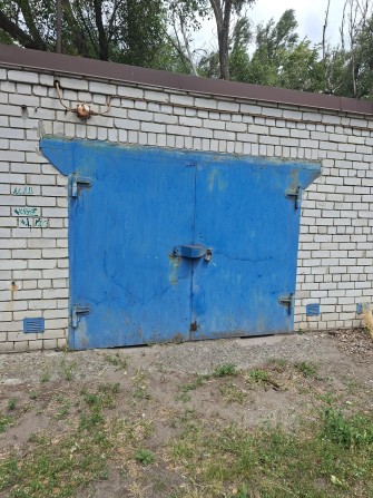 Продам гараж у центрі міста - фото 1