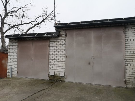 Продаётся 2 совместных гаража Світловодськ