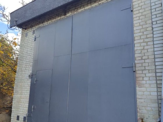 Продаж великого гаража в межах міста Шептицький Шептицький