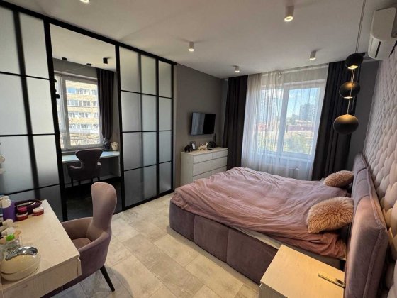 Продам 3к126м2 Smart Plaza Polytech новий ремонт Метро КПІ - 2хв Киев