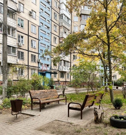 3к квартира на ж/м Покровский , Червоний камень, Парус - фото 1