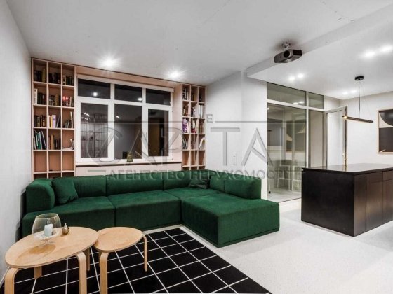 Продажа квартиры пр-т Комарова Космонавта, 46 Соломенский район Київ