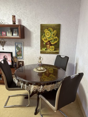 Продажа трьохкімнатноі на проспекті Червоноі Калини,4в - фото 1