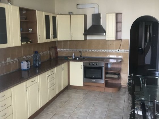 Анни Ахматової 16б, Позняки, цегляный будинок, Київ