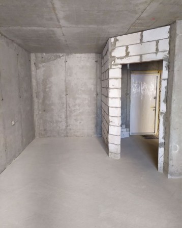 Велика 1к квартира Припортова 34/2 (л1 - фото 1