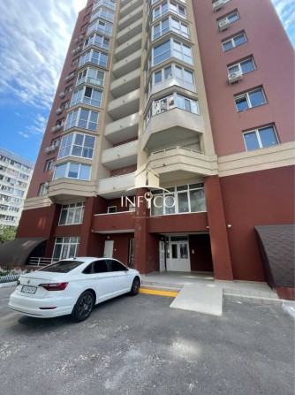 Продаж великої 2к квартири на Митниці - фото 1