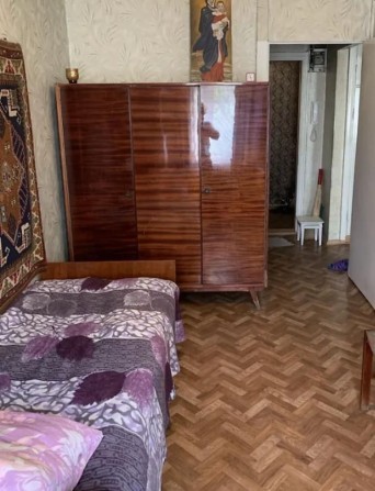 Продам 2-комн квартиру в районе Малиновского Маршала ул. - фото 1